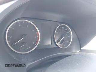 2024 Nissan Sentra S z VIN 3N1AB8BV2RY285764, wystawiony jako IAAI lot #42125259 z przebiegiem Nie podano mil oraz . Historia ofert i sprzedaży dostępna na DreamBid. Obrazek 7.