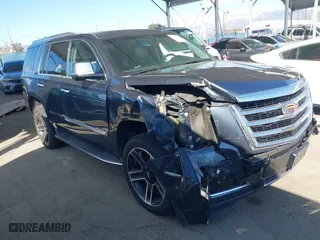 2019 Cadillac Escalade with VIN 1GYS3AKJ8KR255600, listed as a IAAI auction lot 41712803 with 40,507 mi miles. Bid and sale history available at carsss.com. Image 1.