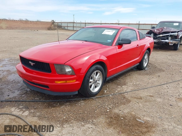 2007 Ford Mustang Deluxe with VIN 1ZVFT80N775357102, listed as a IAAI auction lot 41808731 with 143,661 mi miles. Bid and sale history available at carsss.com. Image 2.