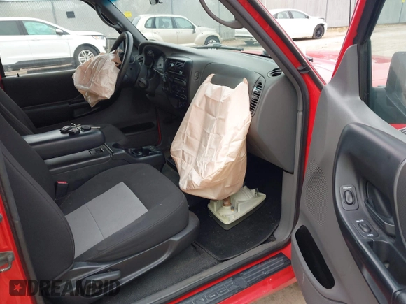 2006 Ford Ranger XLT with VIN 1FTZR45E36PA44938, listed as a IAAI auction lot 41911767 with 1,100,000 mi miles. Bid and sale history available at carsss.com. Image 5.