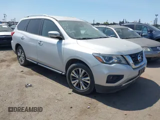 2019 Nissan Pathfinder SV с VIN 5N1DR2MN1KC624928, выставлен на аукционе IAAI как лот 42571925 с пробегом 77 427 миль миль и . История ставок и продаж доступна на DreamBid. Изображение 1.