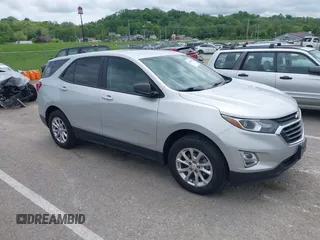 2020 Chevrolet Equinox LS z VIN 3GNAXSEV6LS622896, wystawiony jako IAAI lot #42109023 z przebiegiem 52 971 mil mil oraz . Historia ofert i sprzedaży dostępna na DreamBid. Obrazek 1.