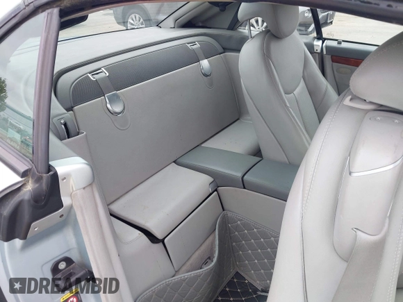 2004 Mercedes-Benz SL 500 with VIN WDBSK75F54F067493, listed as a IAAI auction lot 42548735 with 1,522 mi miles and . Bid and sale history available at DreamBid. Image 8.