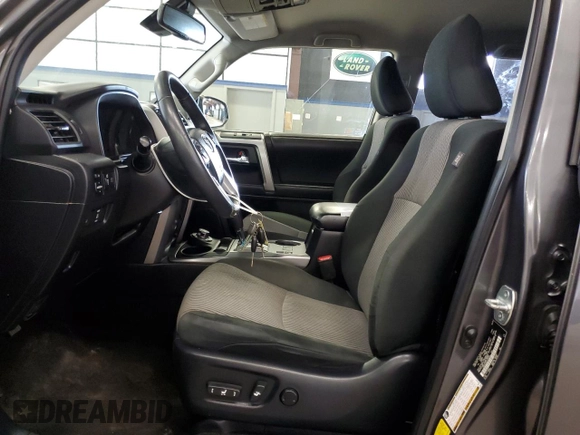 2020 Toyota 4Runner SR5 with VIN JTEBU5JR9L5798203, listed as a Copart auction lot 61198375 with 127,211 mi miles and Clean title. Bid and sale history available at DreamBid. Image 7.