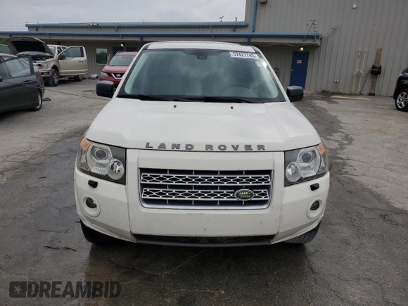 2010 Land Rover LR2 HSE с VIN SALFT2BN8AH208550, выставлен на аукционе Copart как лот 57421745 с пробегом 167 018 миль миль и Чистый • Clean title. История ставок и продаж доступна на DreamBid. Изображение 5.