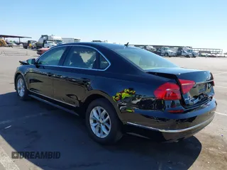 2016 Volkswagen Passat S с VIN 1VWAT7A39GC061897, выставлен на аукционе IAAI как лот 42562833 с пробегом Не указан миль и . История ставок и продаж доступна на DreamBid. Изображение 3.