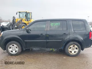 2012 Honda Pilot LX with VIN 5FNYF4H20CB010810, listed as a IAAI auction lot 41929191 with 181,977 mi miles and . Bid and sale history available at DreamBid. Image 14.