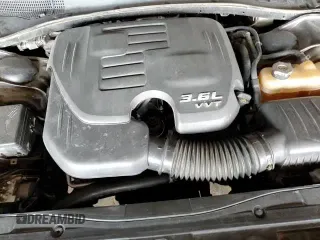 2019 Chrysler 300 S с VIN 2C3CCABG2KH515069, выставлен на аукционе Copart как лот 81619435 с пробегом 69 620 миль миль и Списание • Salvage title. История ставок и продаж доступна на DreamBid. Изображение 13.