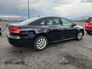 2013 Volkswagen Passat S with VIN 1VWAP7A31DC052322, listed as a Copart auction lot 59545255 with 140,760 mi miles and Salvage title. Bid and sale history available at DreamBid. Image 3.