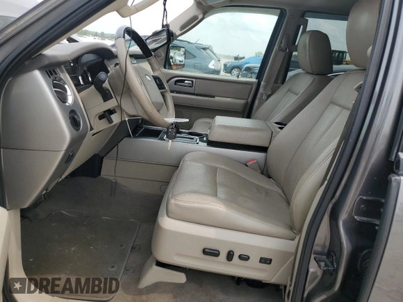 2013 Ford Expedition Limited z VIN 1FMJU1K5XDEF69045, wystawiony jako Copart lot #59272635 z przebiegiem 145 589 mil mil oraz Czysty tytuł • Clean title. Historia ofert i sprzedaży dostępna na DreamBid. Obrazek 7.