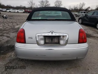 2001 Lincoln Town Car Cartier z VIN 1LNHM83W81Y629753, wystawiony jako Copart lot #36916024 z przebiegiem 150 875 mil mil oraz Szkoda całkowita • Salvage title. Historia ofert i sprzedaży dostępna na DreamBid. Obrazek 6.