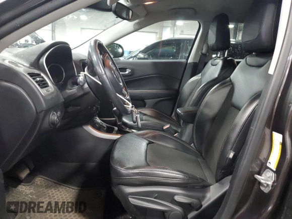 2020 Jeep Compass Latitude с VIN 3C4NJDBB7LT149974, выставлен на аукционе Copart как лот 56726245 с пробегом 63 400 миль миль и Списание • Salvage title. История ставок и продаж доступна на DreamBid. Изображение 7.