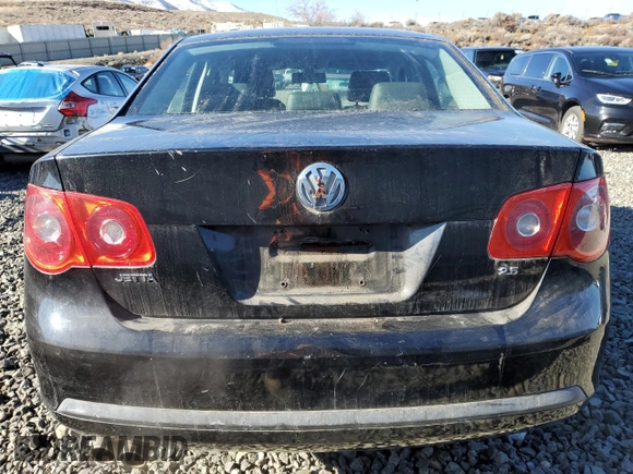 2005 Volkswagen Jetta 2.5L with VIN 3VWRG71K85M604697, listed as a Copart auction lot 42790635 with 179,281 mi miles and Salvage title. Bid and sale history available at DreamBid. Image 6.