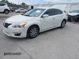 2015 Nissan Altima 2.5 z VIN 1N4AL3AP9FC212952, wystawiony jako IAAI lot #41953425 z przebiegiem 104 139 mil mil oraz . Historia ofert i sprzedaży dostępna na DreamBid. Obrazek 2.