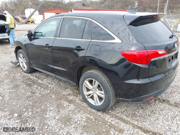 2013 Acura RDX with VIN 5J8TB3H31DL006211, listed as a IAAI auction lot 41944140 with 152,979 mi miles. Bid and sale history available at carsss.com. Image 3.