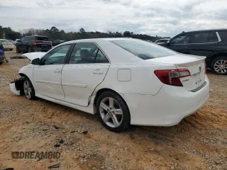 2014 Toyota Camry L with VIN 4T1BF1FK0EU731965, listed as a Copart auction lot 47131205 with 186,806 mi miles and Salvage Title. Bid and sale history available at carsss.com. Image 2.