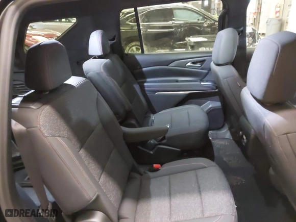 2024 Chevrolet Traverse AWD Z71 with VIN 1GNEVJKS7RJ198778, listed as a IAAI auction lot 41729998 with 8,051 mi miles. Bid and sale history available at carsss.com. Image 8.