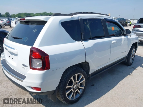 2016 Jeep Compass High Altitude z VIN 1C4NJDEB8GD534564, wystawiony jako IAAI lot #42384328 z przebiegiem 74 953 mil mil oraz . Historia ofert i sprzedaży dostępna na DreamBid. Obrazek 4.