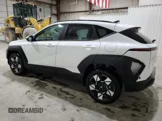 2025 Hyundai Kona SEL with VIN KM8HB3ABXSU235950, listed as a Copart auction lot 45015925 with 8,289 mi miles and Clean Title. Bid and sale history available at carsss.com. Image 2.