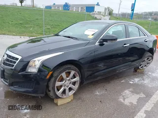 2014 Cadillac ATS Luxury AWD z VIN 1G6AH5SX0E0196052, wystawiony jako IAAI lot #41995886 z przebiegiem 97 531 mil mil oraz . Historia ofert i sprzedaży dostępna na DreamBid. Obrazek 17.
