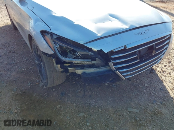 2015 Hyundai Genesis 5.0L with VIN KMHGN4JF2FU019625, listed as a IAAI auction lot 41809078 with 146,650 mi miles. Bid and sale history available at carsss.com. Image 6.