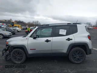 2018 Jeep Renegade Trailhawk with VIN ZACCJBCB1JPG74527, listed as a IAAI auction lot 41814352 with 71,120 mi miles. Bid and sale history available at carsss.com. Image 14.