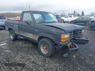 1989 Ford Ranger XLT with VIN 1FTCR10A0KUC46401, listed as a IAAI auction lot 41605043 with 44,394 mi miles. Bid and sale history available at carsss.com. Image 1.