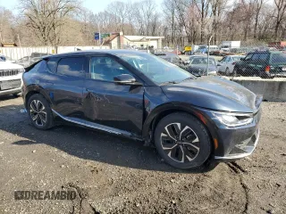 2023 Kia EV6 Wind with VIN KNDC34LA7P5129768, listed as a Copart auction lot 50128505 with 25,324 mi miles and Salvage Title. Bid and sale history available at DreamBid. Image 4.