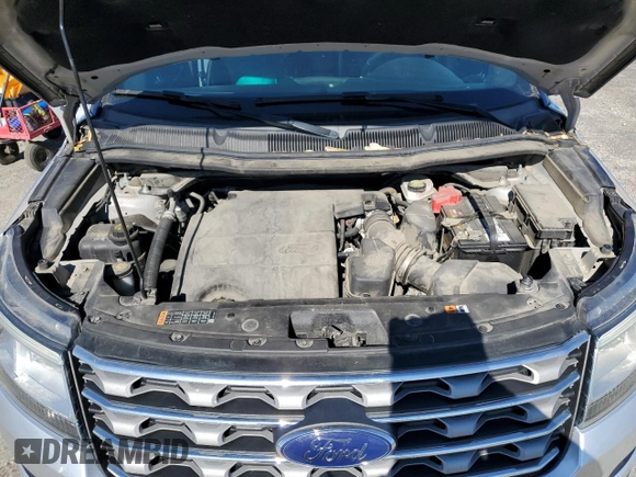 2016 Ford Explorer Limited z VIN 1FM5K8F82GGD15441, wystawiony jako Copart lot #57606275 z przebiegiem 153 223 mil mil oraz Czysty tytuł • Clean title. Historia ofert i sprzedaży dostępna na DreamBid. Obrazek 11.