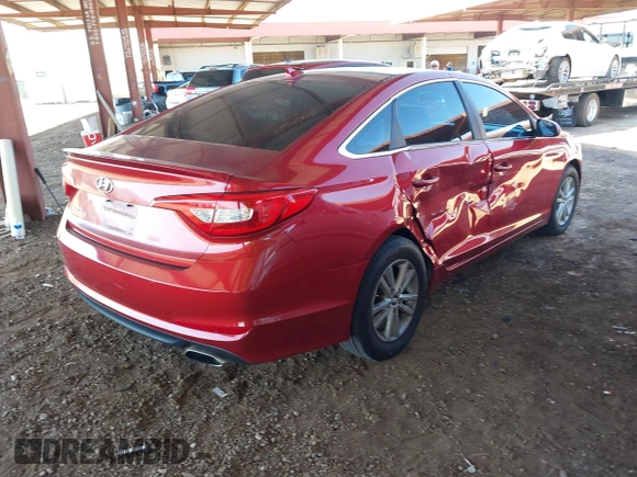 2015 Hyundai Sonata 2.4L SE with VIN 5NPE24AF2FH174710, listed as a IAAI auction lot 40464143 with 138,238 mi miles. Bid and sale history available at carsss.com. Image 4.