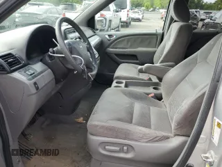 2010 Honda Odyssey EX z VIN 5FNRL3H43AB095521, wystawiony jako Copart lot #57322365 z przebiegiem 208 226 mil mil oraz Szkoda całkowita • Salvage title. Historia ofert i sprzedaży dostępna na DreamBid. Obrazek 7.