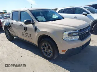 2023 Ford Maverick XL with VIN 3FTTW8E33PRA28639, listed as a IAAI auction lot 40917937 with 31,217 mi miles and . Bid and sale history available at DreamBid. Image 1.