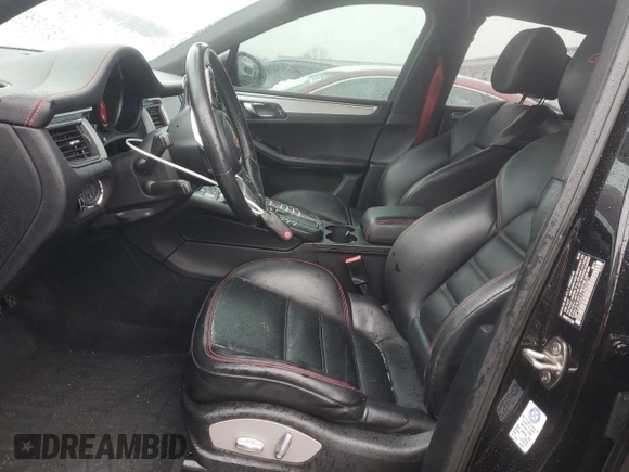 2018 Porsche Macan GTS with VIN WP1AG2A52JLB62927, listed as a Copart auction lot 44853025 with 89,208 mi miles and Clean Title. Bid and sale history available at DreamBid. Image 7.