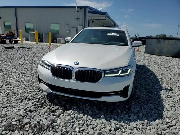 2023 BMW 5 Series 530i z VIN WBA53BH08PCL91059, wystawiony jako Copart lot #54040345 z przebiegiem 7 451 mil mil oraz Szkoda całkowita • Salvage title. Historia ofert i sprzedaży dostępna na DreamBid. Obrazek 14.
