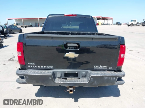2010 Chevrolet Silverado 1500 LT with VIN 3GCRCSE08AG108110, listed as a IAAI auction lot 42011464 with 177,771 mi miles and . Bid and sale history available at DreamBid. Image 16.