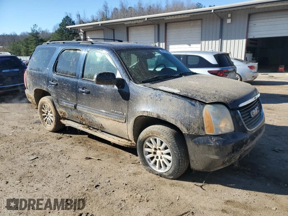 2007 GMC Yukon SLE with VIN 1GKFK13017J148978, listed as a Copart auction lot 89213835 with 192,769 mi miles and Salvage Title. Bid and sale history available at carsss.com. Image 4.
