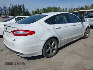 2013 Ford Fusion SE with VIN 3FA6P0HR8DR119998, listed as a IAAI auction lot 42090491 with 195,890 mi miles. Bid and sale history available at carsss.com. Image 4.