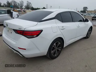 2021 Nissan Sentra SV z VIN 3N1AB8CV6MY317316, wystawiony jako IAAI lot #42021421 z przebiegiem 39 902 mil mil oraz . Historia ofert i sprzedaży dostępna na DreamBid. Obrazek 4.