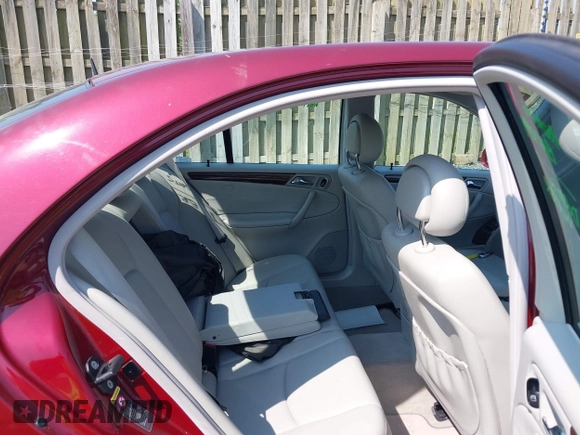 2003 Mercedes-Benz C 240 с VIN WDBRF61J63F302232, выставлен на аукционе IAAI как лот 42419767 с пробегом 43 602 миль миль и . История ставок и продаж доступна на DreamBid. Изображение 8.