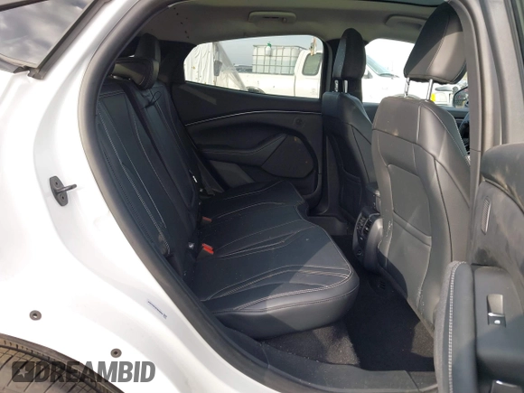 2023 Ford Mustang Mach-E Premium с VIN 3FMTK3R79PMA40654, выставлен на аукционе IAAI как лот 41421838 с пробегом 12 086 миль миль и . История ставок и продаж доступна на DreamBid. Изображение 8.