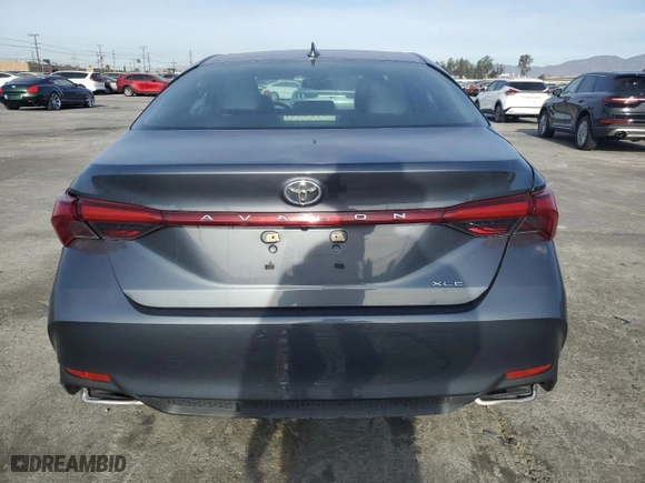 2022 Toyota Avalon XLE with VIN 4T1JZ1FB8NU085996, listed as a Copart auction lot 43471555 with 56,319 mi miles and Salvage Title. Bid and sale history available at carsss.com. Image 6.