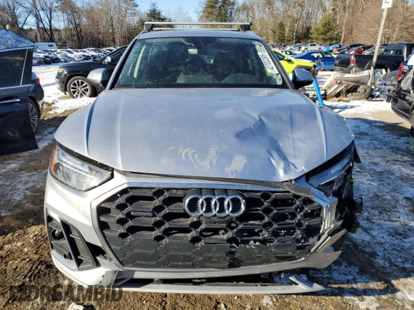 2024 Audi Q5 S line Premium Plus with VIN WA1EAAFY0R2030276, listed as a Copart auction lot 42703395 with 0 mi miles and Clean Title. Bid and sale history available at carsss.com. Image 5.