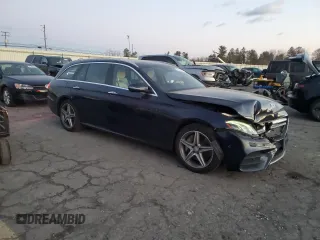 2017 Mercedes-Benz E-Class E 400 Luxury with VIN WDDZH6GB4HA197826, listed as a Copart auction lot 82554174 with 92,824 mi miles and Salvage Title. Bid and sale history available at carsss.com. Image 4.