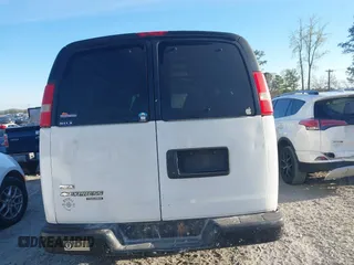 2012 Chevrolet Express Passenger LS с VIN 1GAZGZFG9C1103422, выставлен на аукционе IAAI как лот 41871577 с пробегом Не указан миль и . История ставок и продаж доступна на DreamBid. Изображение 15.