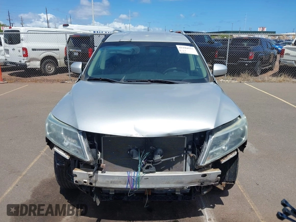 2016 Nissan Pathfinder SV with VIN 5N1AR2MN9GC615324, listed as a IAAI auction lot 42184115 with 67,673 mi miles. Bid and sale history available at carsss.com. Image 12.