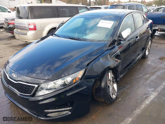2013 Kia Optima SX w/Limited Pkg with VIN 5XXGR4A6XDG121265, listed as a IAAI auction lot 40771144 with 129,247 mi miles. Bid and sale history available at carsss.com. Image 6.