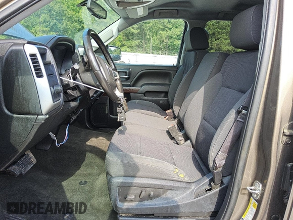 2015 GMC Sierra 1500 SLE z VIN 1GTR1UEC8FZ160825, wystawiony jako Copart lot #56947545 z przebiegiem 97 972 mil mil oraz Czysty tytuł • Clean title. Historia ofert i sprzedaży dostępna na DreamBid. Obrazek 7.