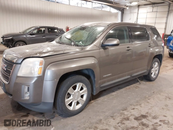 2012 GMC Terrain SLE-1 with VIN 2GKFLREK4C6331843, listed as a IAAI auction lot 41495519 with 216,124 mi miles. Bid and sale history available at carsss.com. Image 2.