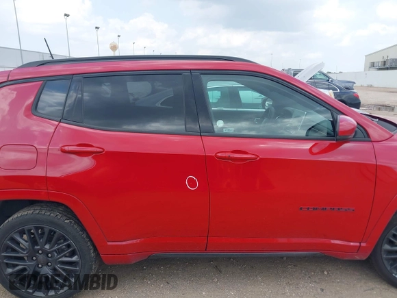 2023 Jeep Compass (RED) Edition с VIN 3C4NJDCN6PT511615, выставлен на аукционе IAAI как лот 42439385 с пробегом 61 256 миль миль и . История ставок и продаж доступна на DreamBid. Изображение 13.
