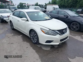 2016 Nissan Altima SR with VIN 1N4AL3APXGC292540, listed as a IAAI auction lot 42695227 with 111,882 mi miles and . Bid and sale history available at DreamBid. Image 1.